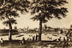 Le-vieux-Rennes-vue-prise-de-la-butte-du-Champ-de-Mars par Benoist, Reproduction Le Couturier Auguste (Photographe), Rennes. Collections du Musée de Bretagne.