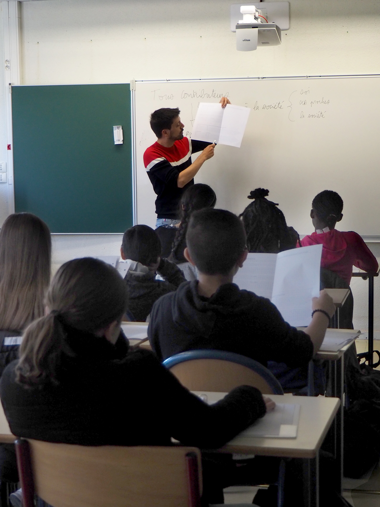 Atelier avec les 6e lors de la résidence d'artiste PRO/ACTIF de Thomas Tudoux au collège Les Chalais (Rennes)