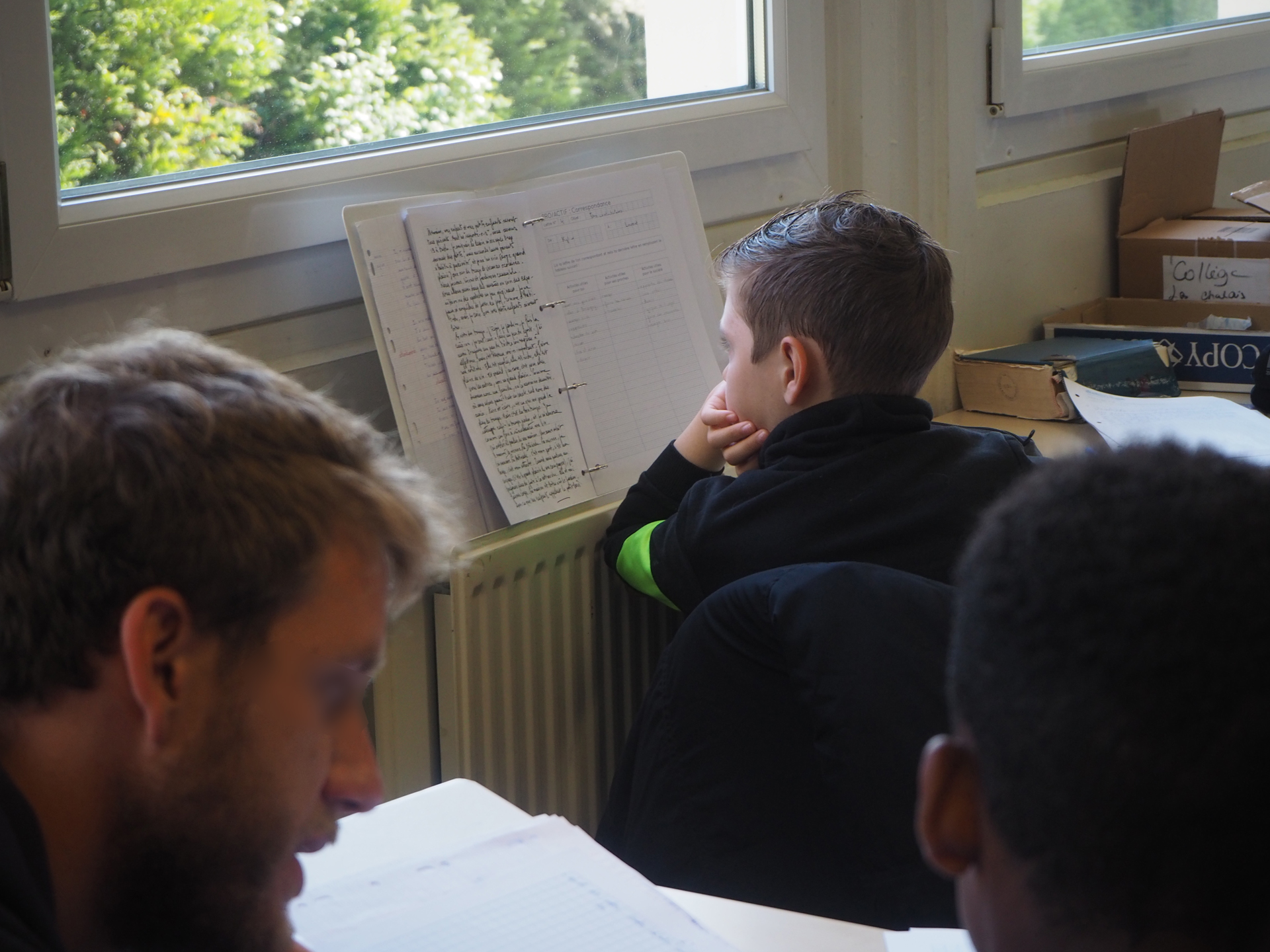 Atelier avec les 6e lors de la résidence d'artiste PRO/ACTIF de Thomas Tudoux au collège Les Chalais (Rennes)